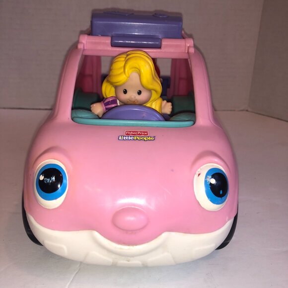 Fisher Price Plane w/Pilot & passengers PLUS SUV w/ Passengers - Picture 11 of 15